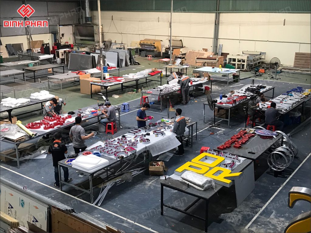 bảng hiệu đinh phan