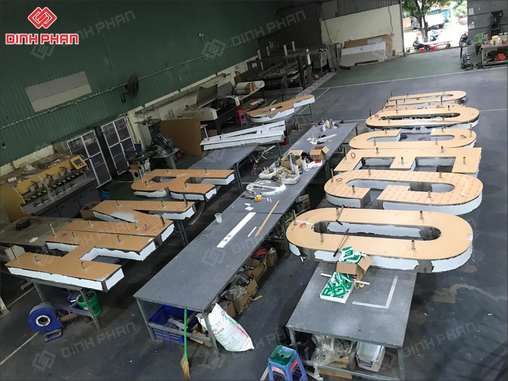 lam bang hieu chu noi kho lon