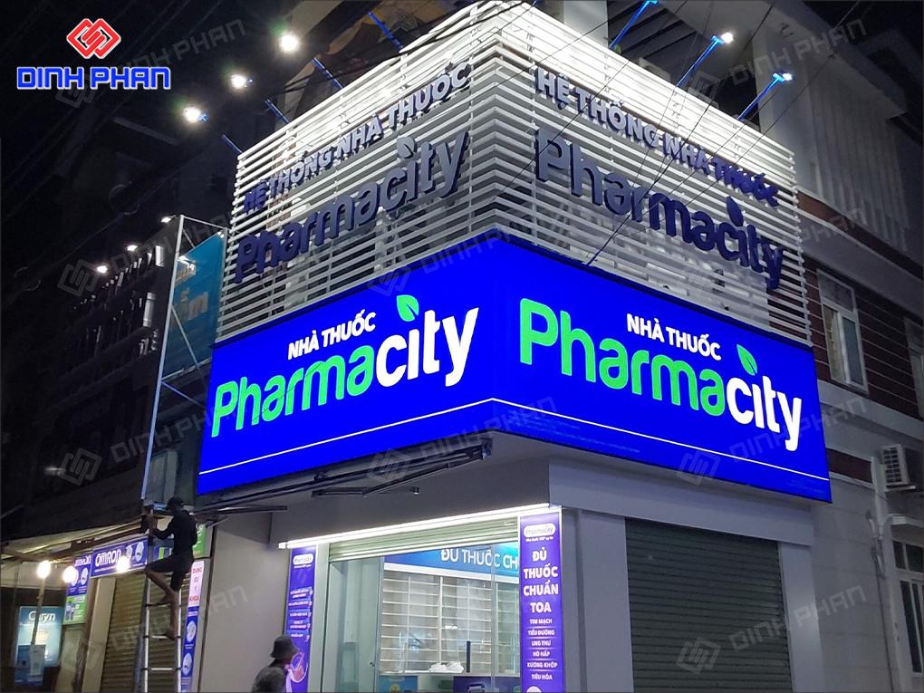 hop den bang hieu pharmacity